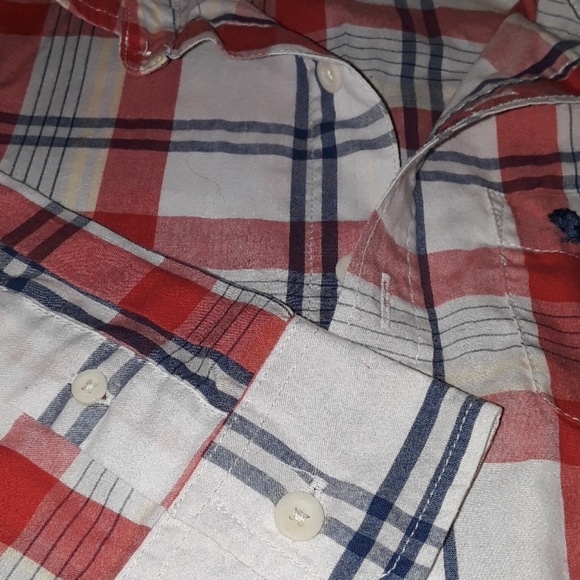 Boy's button up plaid shirt - Picture 3 of 3